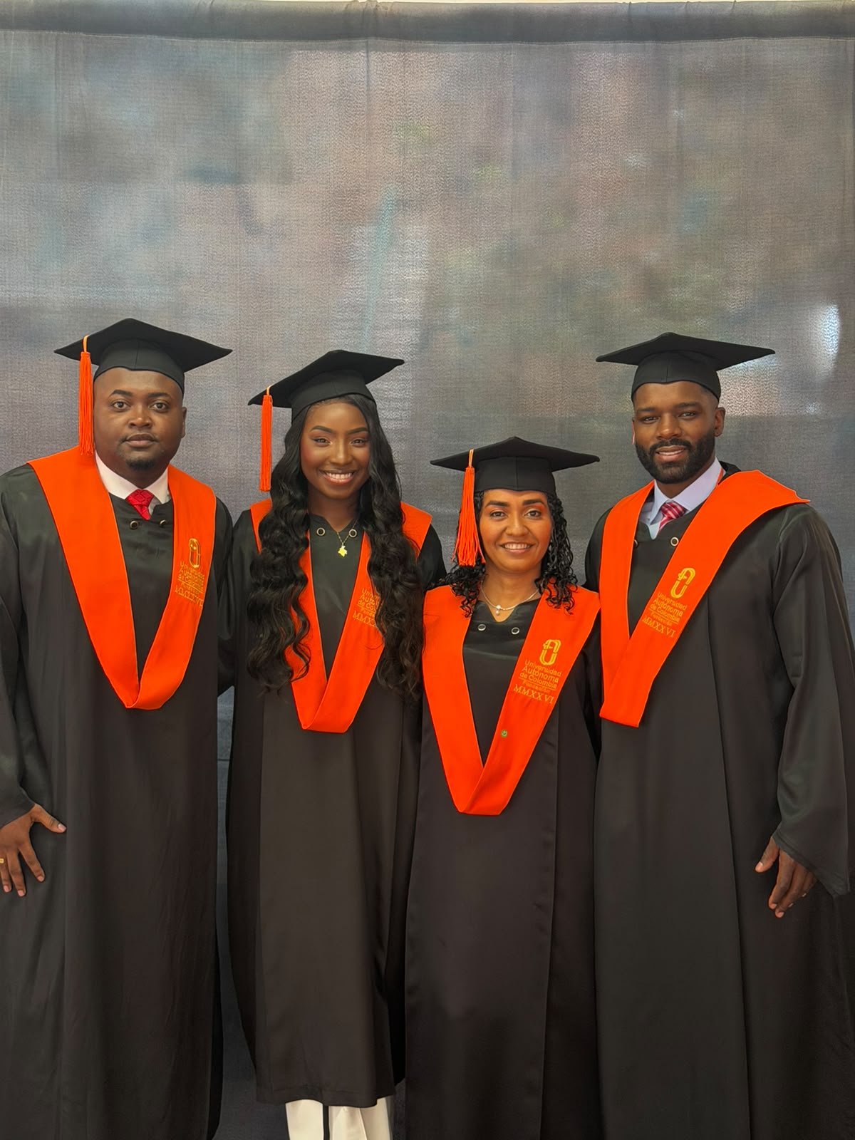 Felicidades para los graduados en especialización en derecho público